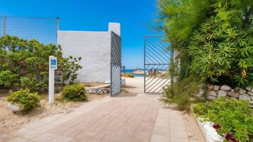 Enceinte de lâhĂ©bergement