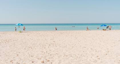 Villa 'Iris' mit Meerblick, Wi-Fi und Klimaanlage