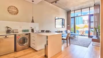 Economy Apartment, Balcony, Mountain View | Private kitchen | Full-size fridge, microwave, oven, stovetop