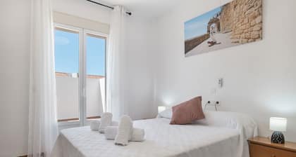 Holiday Home 'Cherie' with Private Pool, Wi-Fi and Air Conditioning