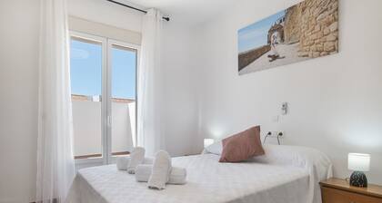 Holiday Home 'Cherie' with Private Pool, Wi-Fi and Air Conditioning