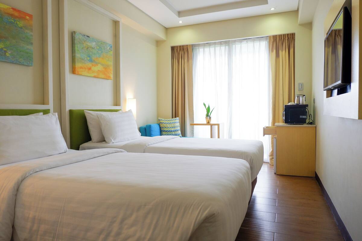 In-room safe, desk, laptop workspace, blackout drapes
