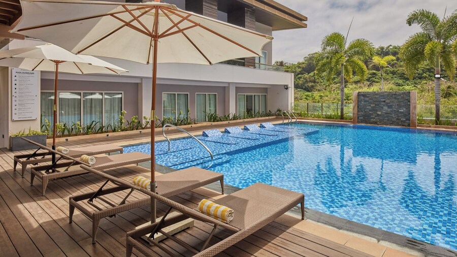 MCollection - Stay Near Private Beach in Boracay