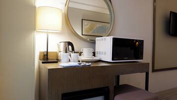 In-room safe, desk, laptop workspace, blackout curtains