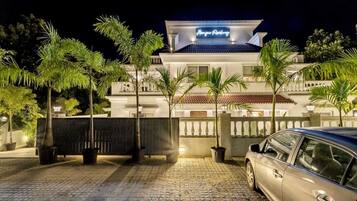 Fachada da propriedade