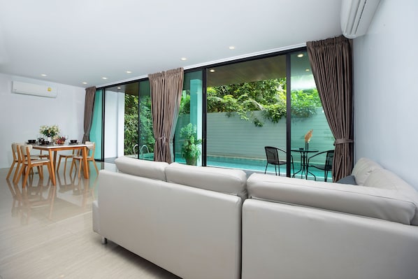 Villa Design, 4 camere da letto, piscina privata, vista giardino | Area soggiorno