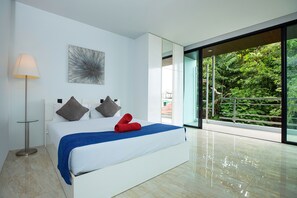Villa de diseño, 4 habitaciones, piscina privada, vistas al jardín | Cunas gratuitas, wifi gratis, ropa de cama