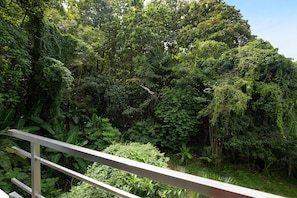 Villa Design, 4 camere da letto, piscina privata, vista giardino | Vista del balcone