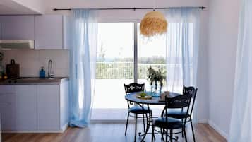 Apartment, 1 Bedroom | Living area