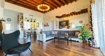 Modern Villa with Mountain Views Near Tbilisi, Ideal for Families &Nature Lovers