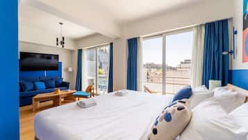 Zimmersafe, kostenloses WLAN, Bettwäsche