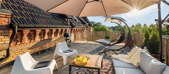 LubuNest3 | Terrace with barbecue & private parking space