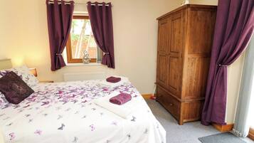 3 camere, con stile personalizzato, con arredamento individuale