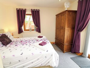 3 bedrooms, individually decorated, individually furnished, free WiFi - Sunnyside Lodge (Lincoln)