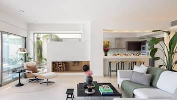 スマートテレビ、書斎 / ワークスペース