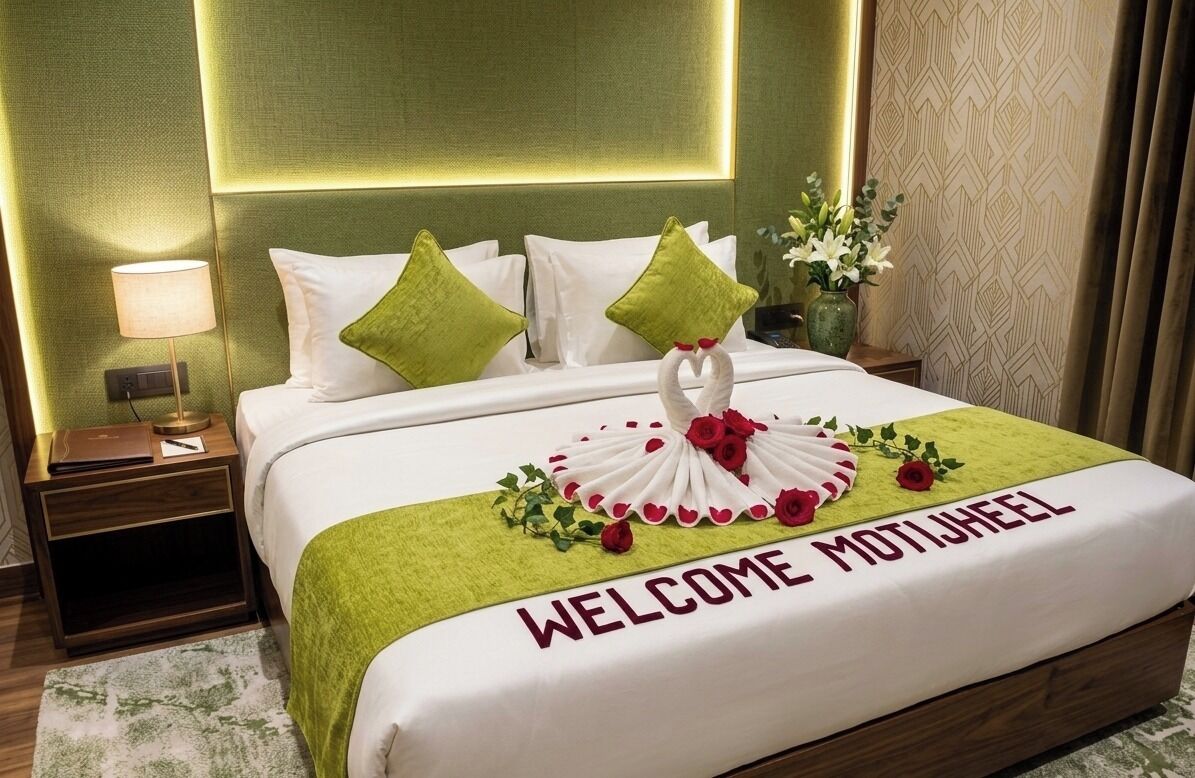 Deluxe Twin Room, Balcony, Lake View | Iron/ironing board, free WiFi