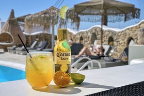 Free daily buffet breakfast  - Nodo Hotel (Mykonos)