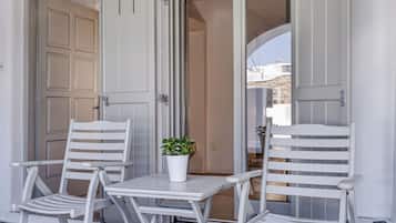 Superior Oda, Balkon, Kanal Manzaralı | Balkon