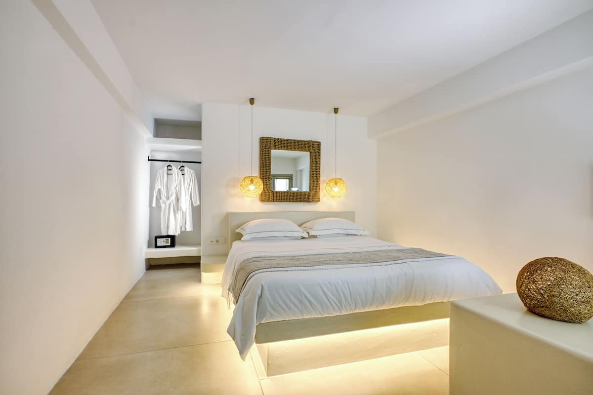 Deluxe kamer, balkon, uitzicht op park | Gratis wifi, beddengoed