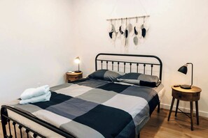 2 室のベッドルーム、WiFi、ベッドシーツ