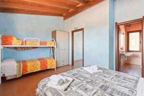 1 bedroom, WiFi, bed sheets