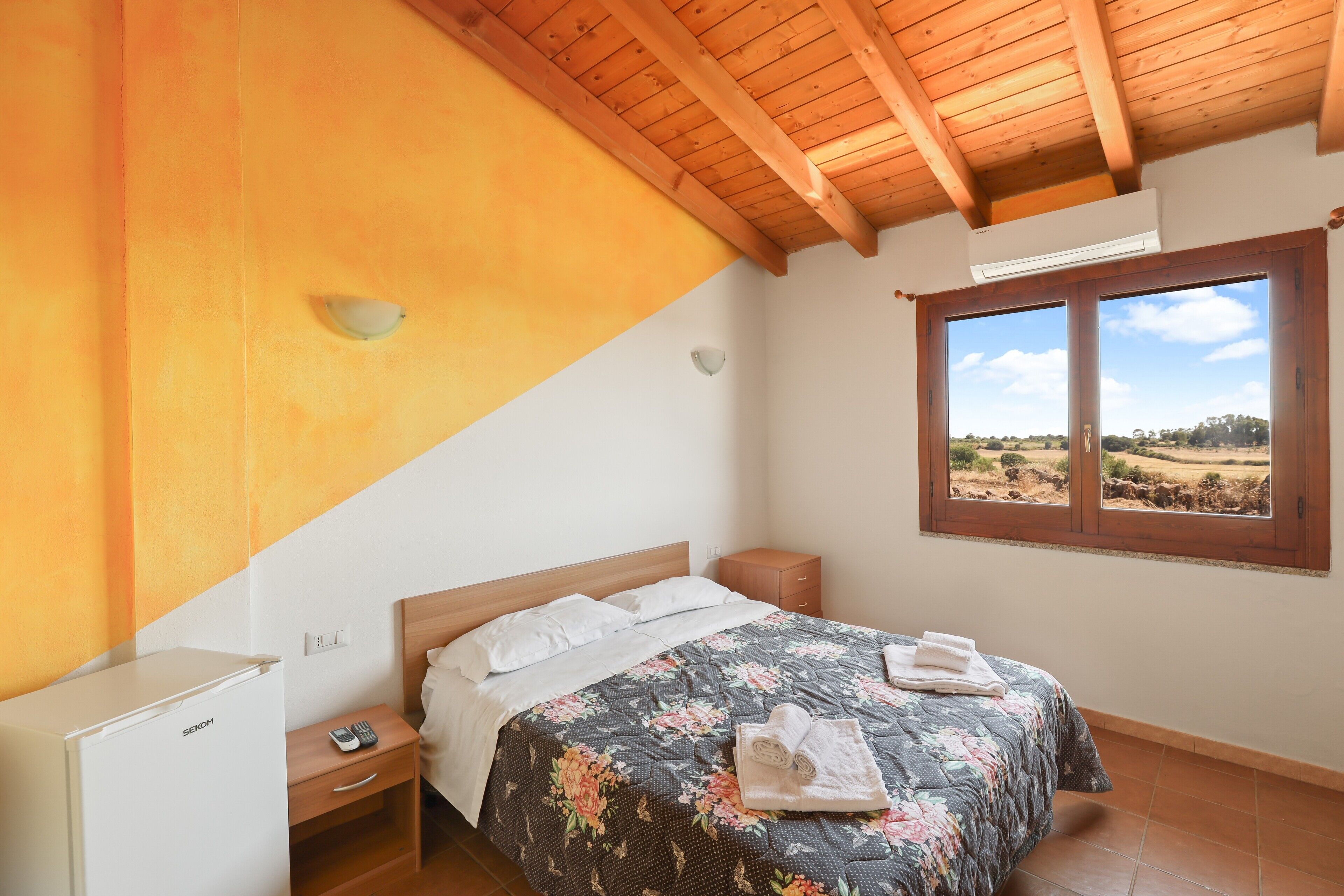 1 bedroom, WiFi, bed sheets, wheelchair access