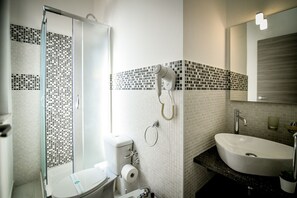 Shower, bidet