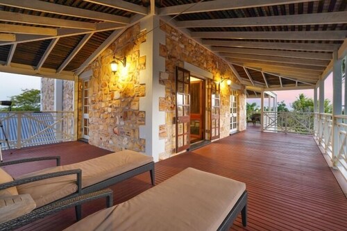 NT Tourism Award Winning:  Mandalay Luxury Stay