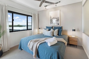 1 bedroom, desk, iron/ironing board, internet