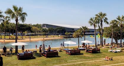 Delightful Waterfront Lagoon Views + Restaurants