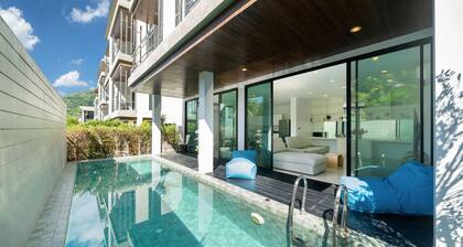 Vibrant Beach Life at Kata Villa UTK4