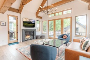 TV, fireplace, offices