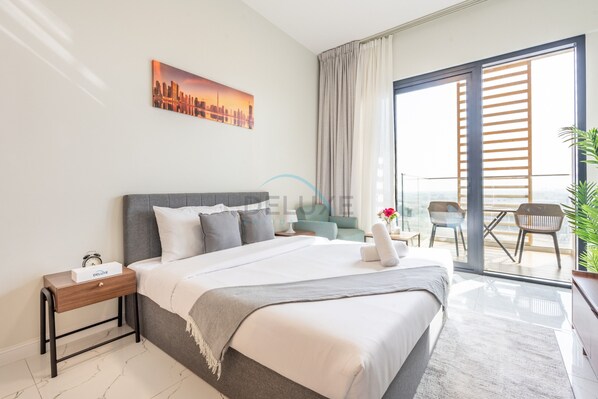 In-room safe, iron/ironing board, free WiFi, bed sheets