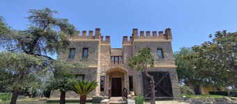 Chateau Retreat