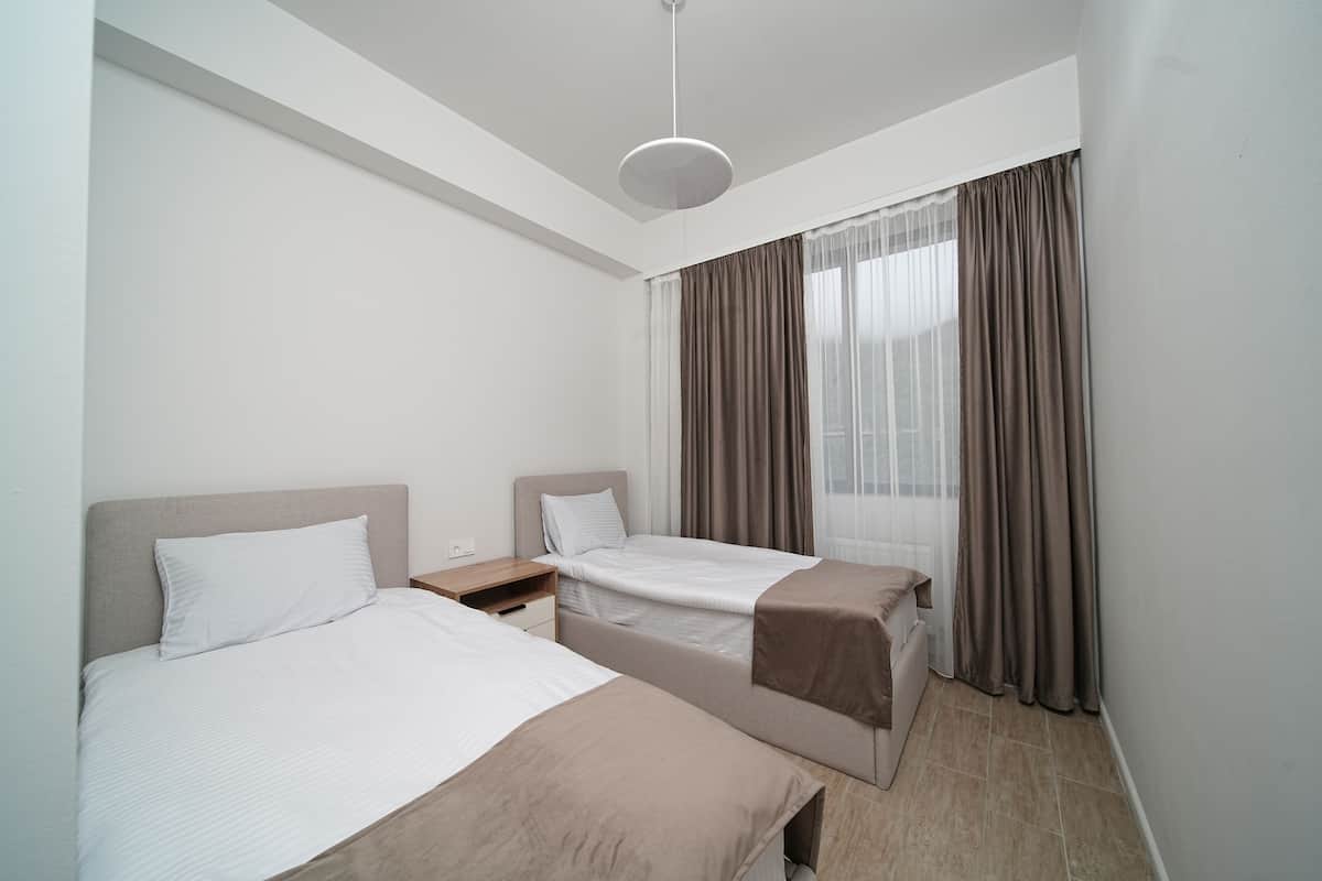 Apartamento luxo | Opções para refeição no quarto