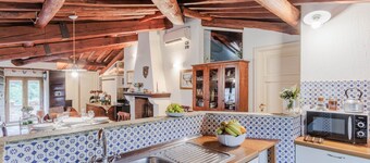 Family Villa Close to Beaches and Lucca