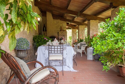 Family Villa Close to Beaches and Lucca