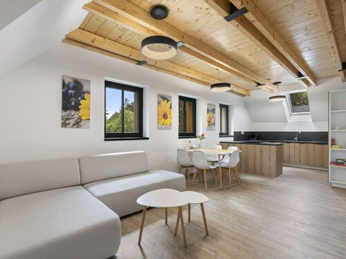 Lovely apartment for 6 people with WIFI, TV and terrace