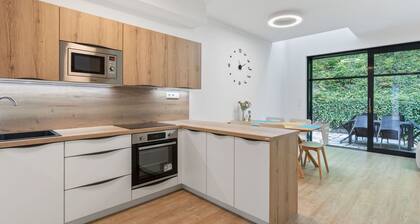 Cosy apartment for 6 guests with WIFI, TV and terrace