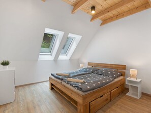 2 bedrooms, free WiFi