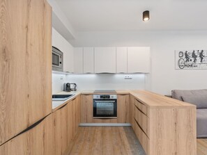 Microwave, oven, dishwasher