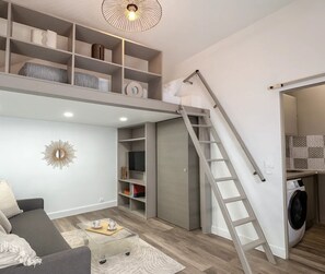 Signature Studio | Living area