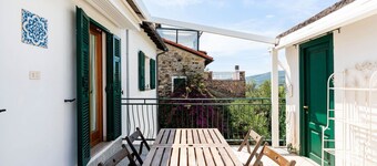 Beautiful villa for 4 guests with WIFI, terrace, pets allowed and parking