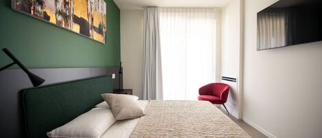 3 slaapkamers, een kluis op de kamer, gratis wifi, beddengoed