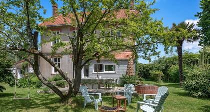 Charming villa 250m from beach – sleeps 14