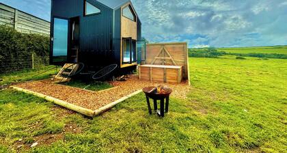 1 Bed Cabin - Sleeps 2 - Parking