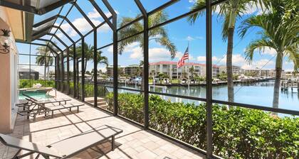 Piano & Palm - Large Family Home with Boat Dock, Pool, Spa, Beach Supplies & Pia