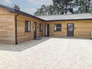 Exterior - Barn Owl Lodge (King's Lynn)