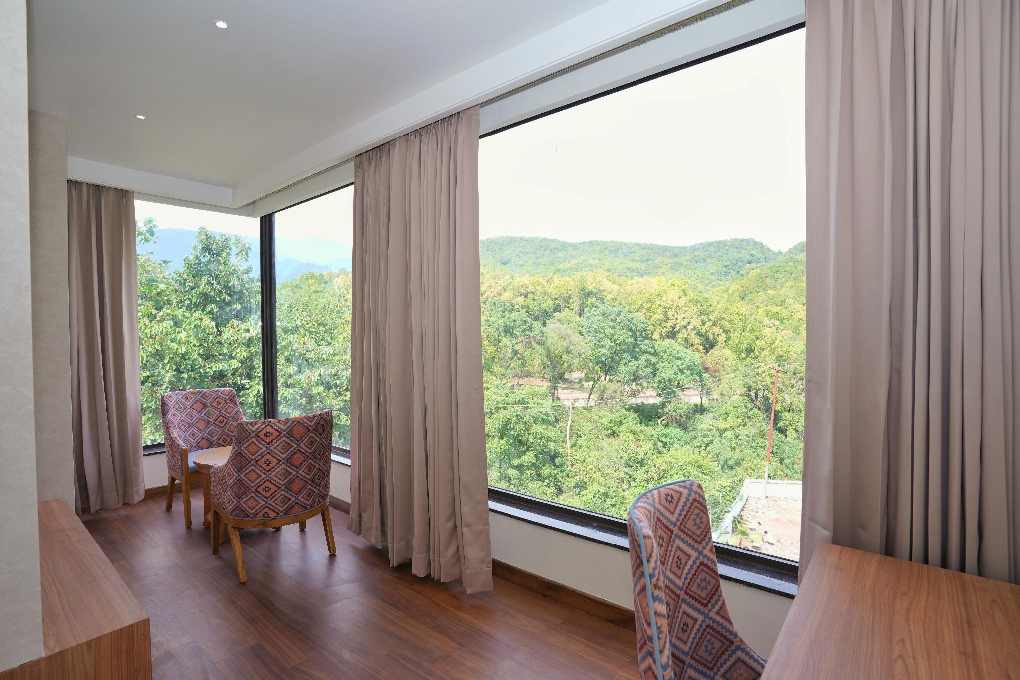 Mist Luxe Vista Room | Egyptian cotton sheets, premium bedding, down comforters