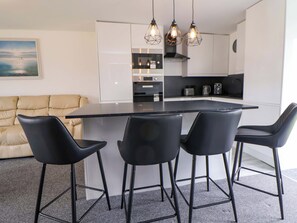 Interior - 4 Willow Grove - Freehold (Holywell)